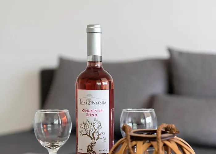 Ikiesnafplio Lägenhet *