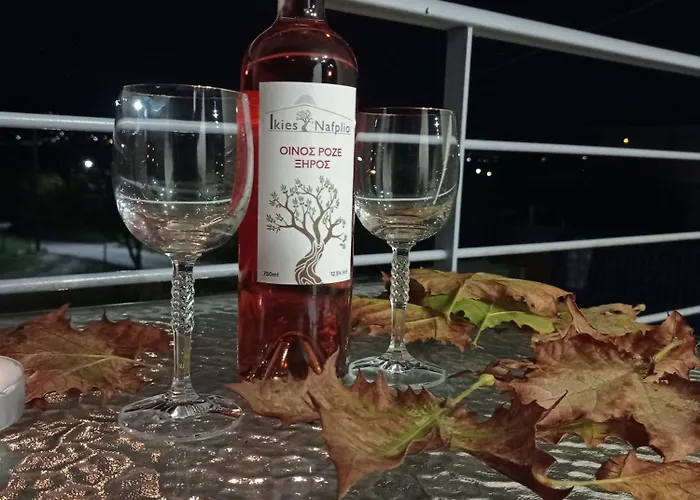 Ikiesnafplio Lägenhet